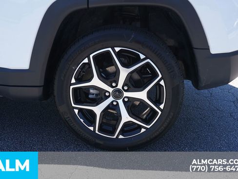 Used 2025 Jeep Compass Limited AWD/4WD image 16