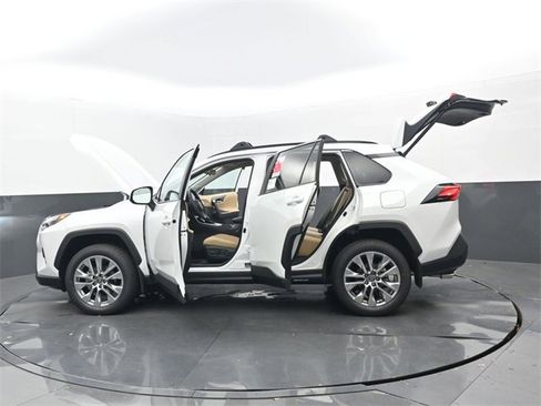 New 2025 Toyota RAV4 XLE Premium w/ Weather Package image 33