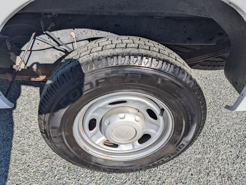 Used 2010 Ford F250 XLT image 10