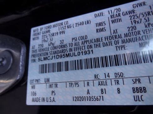 Used 2021 Lincoln Corsair AWD w/ Premium Package image 45