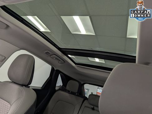 Used 2022 Ford Escape SE w/ SE Sport Appearance Package AWD/4WD image 22