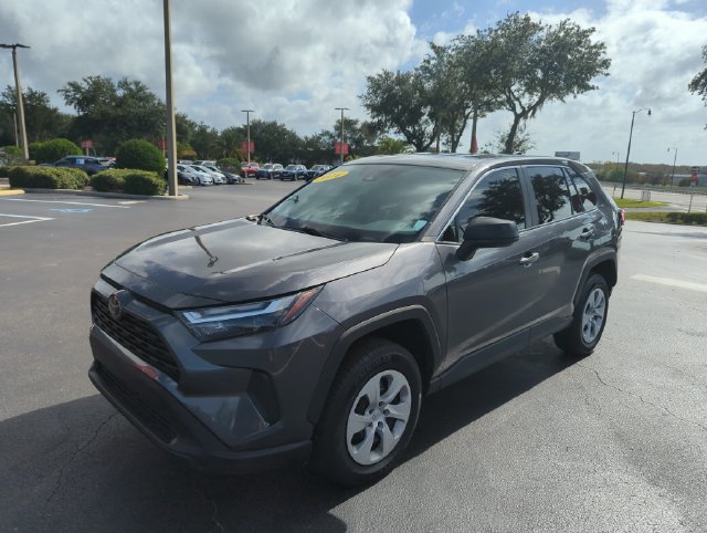 Used 2024 Toyota RAV4 LE FWD image 14