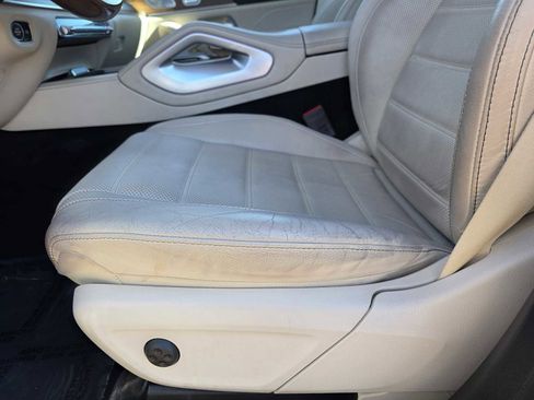 Used 2022 Mercedes-Benz GLS 450 4MATIC image 14