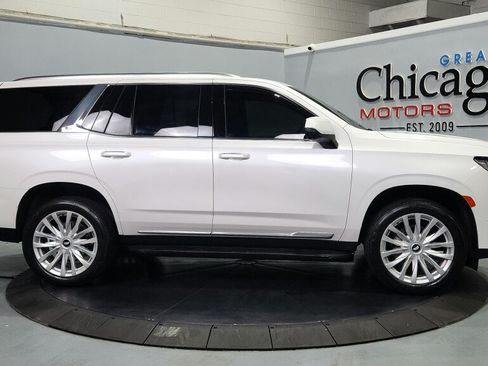 Used 2023 Cadillac Escalade Luxury AWD/4WD image 14