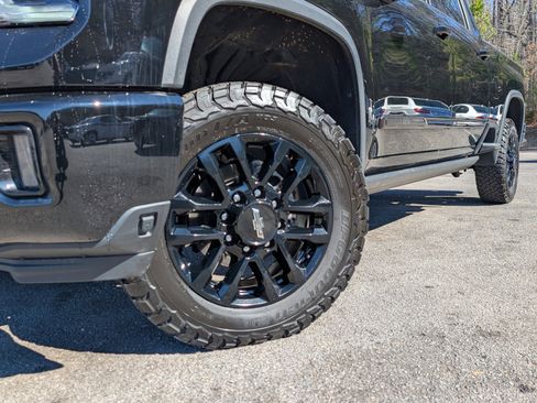 Used 2025 Chevrolet Silverado 2500 High Country w/ High Country Premium Package image 37