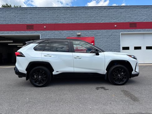 Certified 2024 Toyota RAV4 XSE w/ Weather Package AWD/4WD image 2
