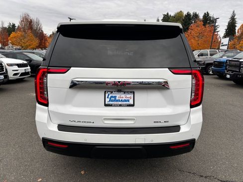 Certified 2024 GMC Yukon XL SLE image 9
