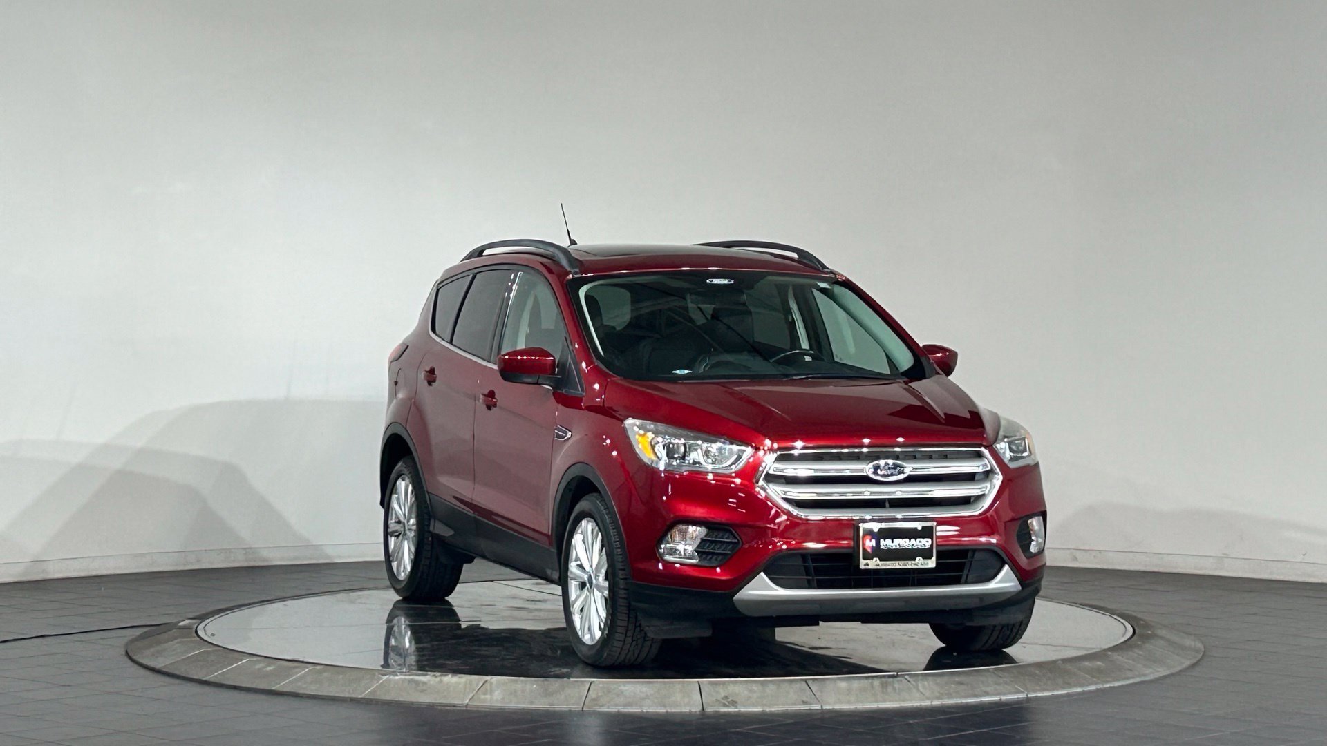 Used 2019 Ford Escape SEL AWD/4WD image 2