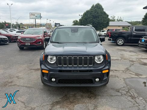 Used 2023 Jeep Renegade Altitude AWD/4WD image 2