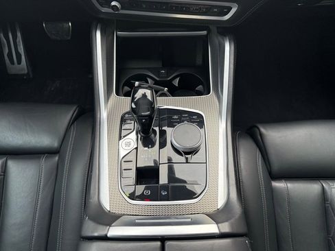 Used 2020 BMW X6 M50i image 14