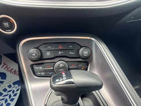 Used 2015 Dodge Challenger R/T w/ Quick Order Package 28B R/T RWD image 12