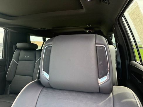 Certified 2024 Cadillac Escalade ESV Sport w/ LPO, ONYX Package image 28