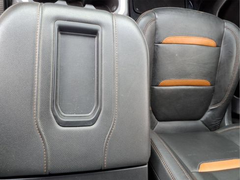 Used 2021 GMC Sierra 1500 AT4 image 30