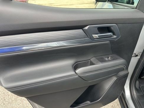 Used 2025 GMC Terrain Elevation image 46