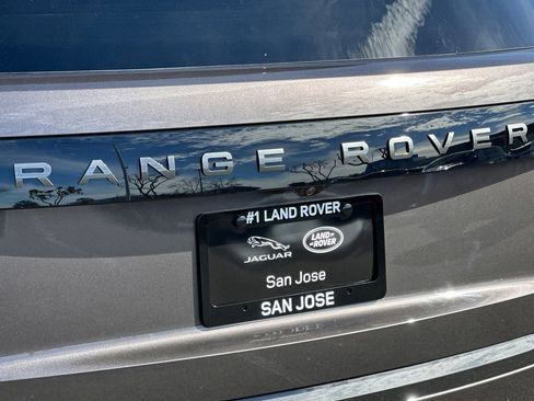New 2026 Land Rover Range Rover Long Wheelbase SE AWD/4WD image 21