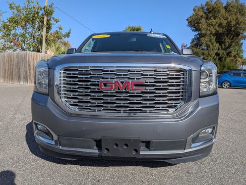 Used 2020 GMC Yukon XL Denali w/ Open Road Package image 3