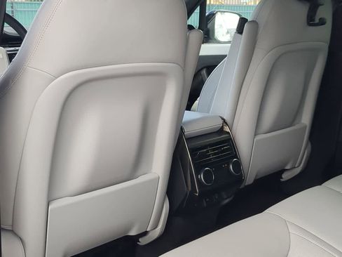 Certified 2025 Land Rover Range Rover Sport SE AWD/4WD image 19