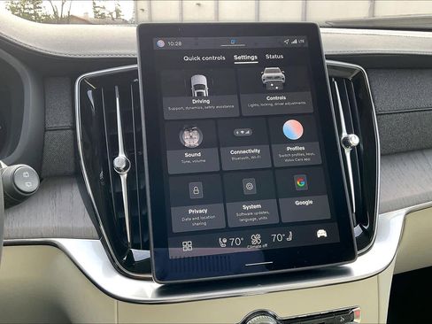 New 2026 Volvo XC90 T8 Ultra image 22