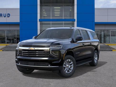 New 2026 Chevrolet Suburban LT w/ Comfort Package AWD/4WD image 30