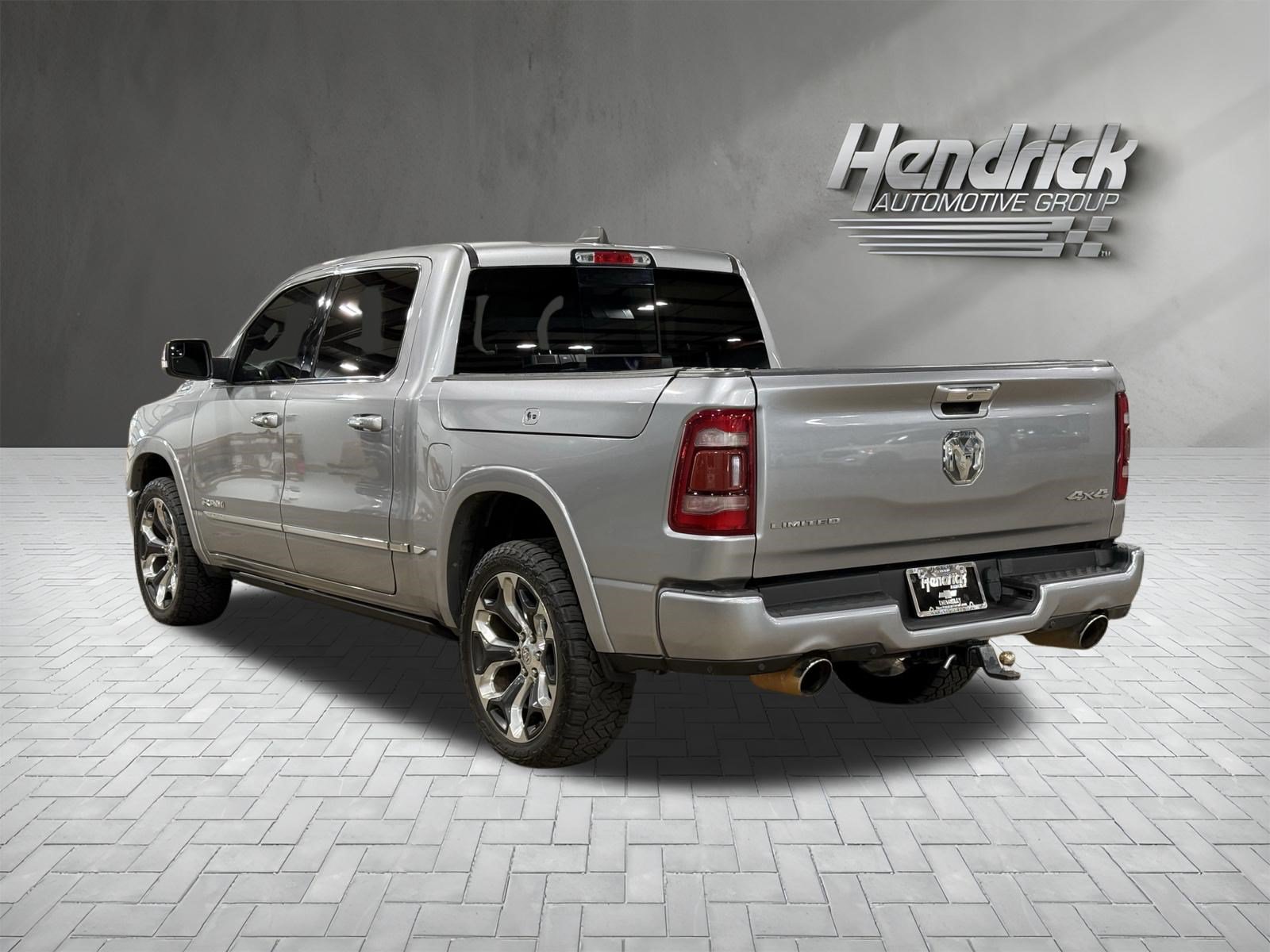 Used 2019 RAM 1500 Limited AWD/4WD image 9
