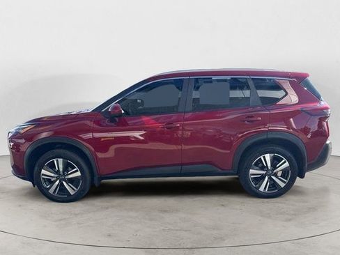 Used 2023 Nissan Rogue SV w/ SV Premium B Package image 6