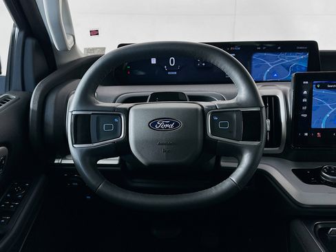 Used 2025 Ford Expedition Max Active image 18