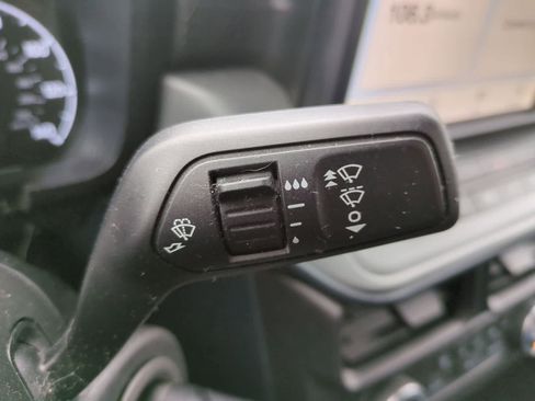 Used 2022 Ford Maverick XL w/ Equipment Group 100A Standard AWD/4WD image 25