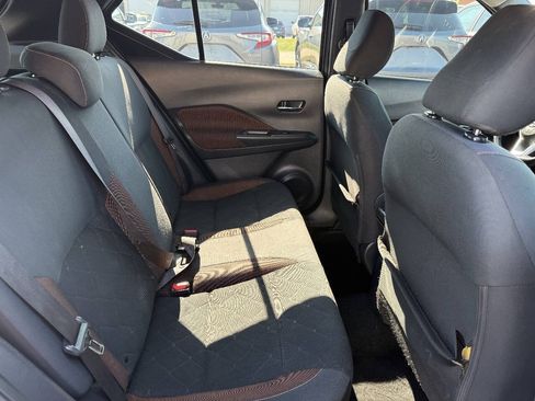 Used 2019 Nissan Kicks SR FWD image 21