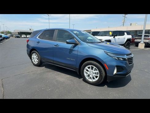 Certified 2024 Chevrolet Equinox LT AWD/4WD image 2