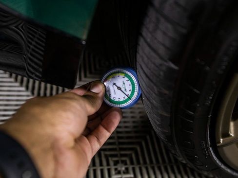 Used 2024 BMW M4 xDrive Competition image 39