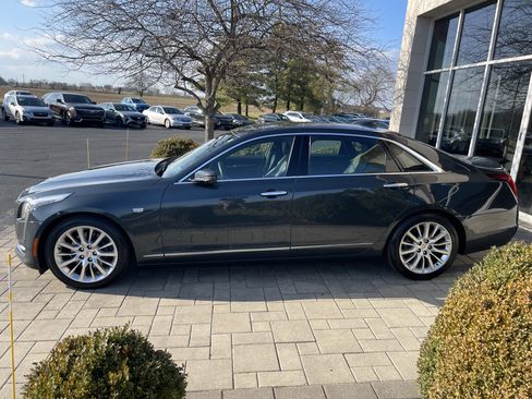 Used 2018 Cadillac CT6 AWD image 5