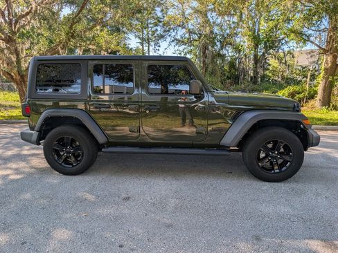 Used 2021 Jeep Wrangler Unlimited Sport AWD/4WD image 10