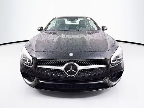 Used 2017 Mercedes-Benz SL 450 image 2