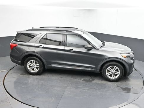 Used 2020 Ford Explorer XLT w/ Comfort Package AWD/4WD image 35