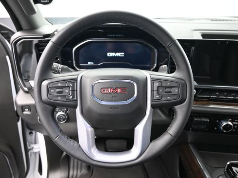 Used 2025 GMC Sierra 1500 Elevation w/ Preferred Package image 25