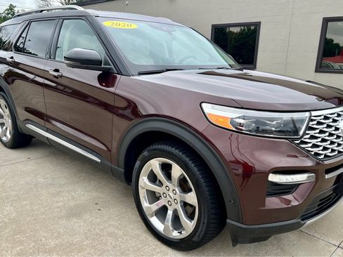 Used 2020 Ford Explorer Platinum w/ Premium Technology Package AWD/4WD image 1