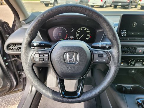 Used 2025 Honda HR-V LX image 19