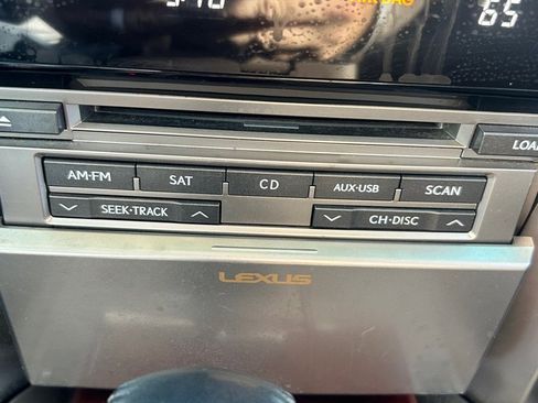 Used 2013 Lexus GX 460 image 25