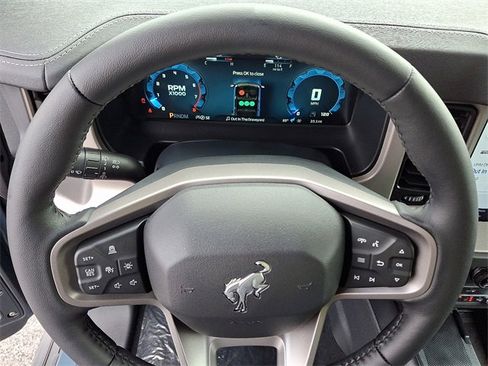 New 2025 Ford Bronco Outer Banks image 14