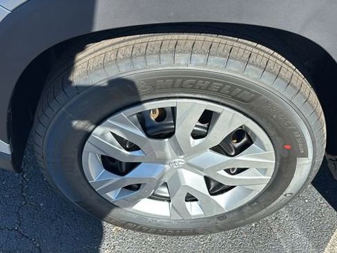 New 2026 Toyota Corolla Cross L image 34