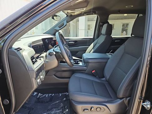 Certified 2025 Chevrolet Tahoe LS RWD image 20