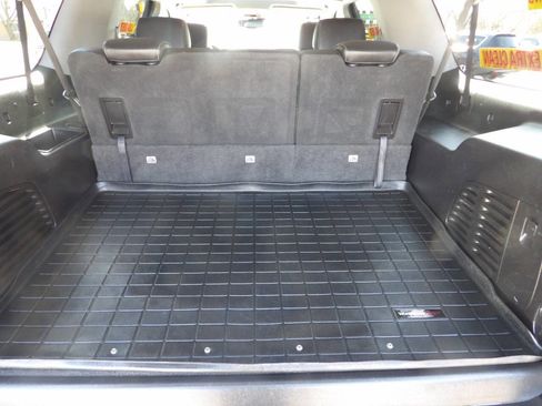 Used 2018 Chevrolet Suburban LT w/ Max Trailering Package image 6