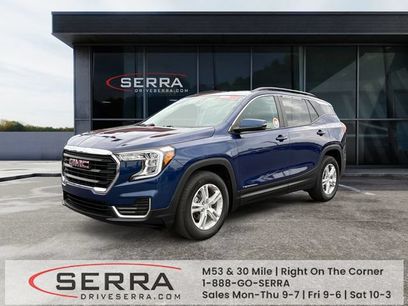 Used 2022 GMC Terrain SLE w/ Driver Convenience Package