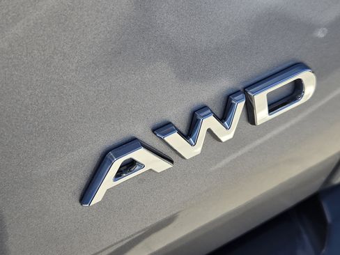 Certified 2025 Acura ADX AWD image 33