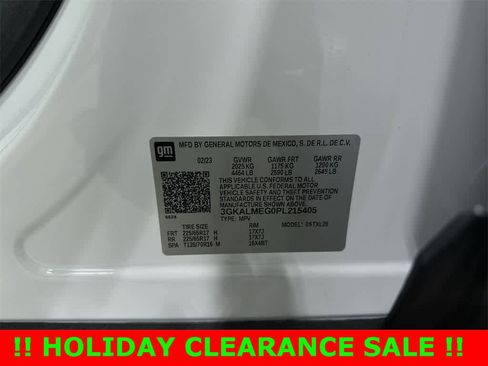 Used 2023 GMC Terrain SLE image 14