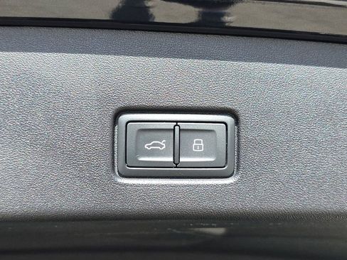 Certified 2023 Audi Q4 e-tron Premium Plus w/ Premium Plus image 13