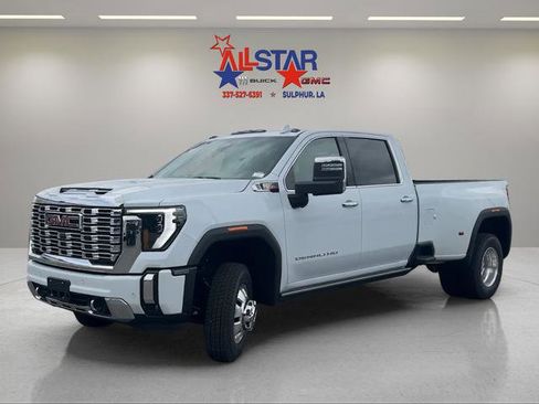 New 2026 GMC Sierra 3500 Denali w/ Technology Package AWD/4WD image 3