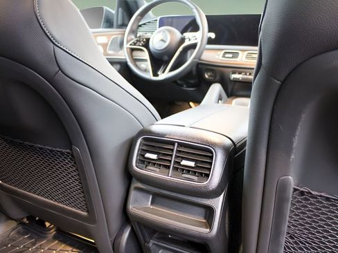 Used 2025 Mercedes-Benz GLE 350 4MATIC image 12