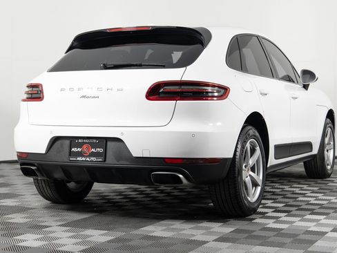 Used 2018 Porsche Macan AWD/4WD image 7