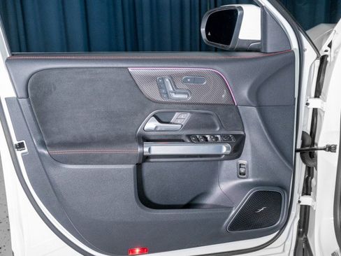 Certified 2025 Mercedes-Benz GLB 35 AMG 4MATIC image 12